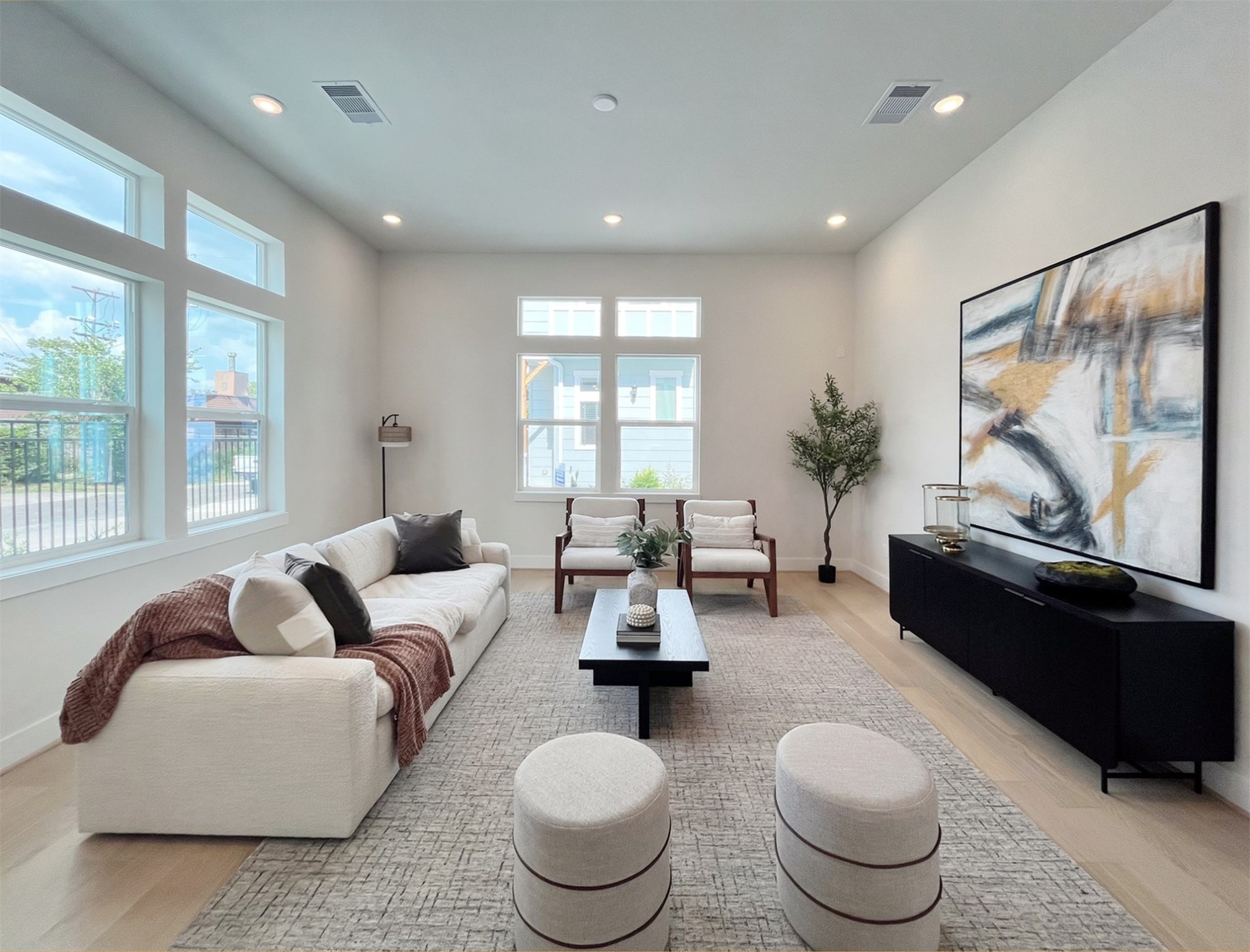 Sheila Crocker | Houston | Greenwood King Properties, image size:2016x1536